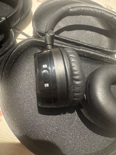 BMW P107 Car Entetainment Bluetooth Headphone set