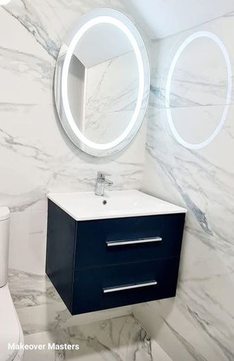 LED Mirrors Ensuite Many Sizes and Shapes Bathroom Bedroom Bluetooth Speakers Demister Antifog Fog Free Makeup Dual LED Bright Light Adjustable Brightness Touch Sensor