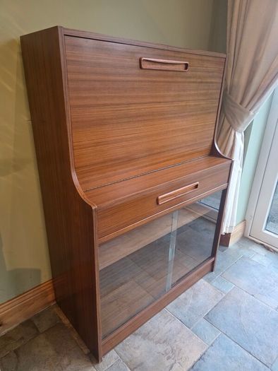 Mid Century bureau