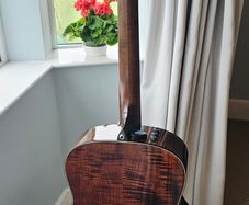 Beautiful Taylor 618e, Flamed maple, 2018 Grand Orchestra