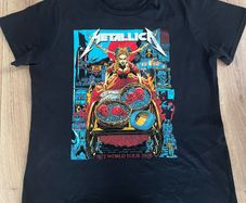 Metallica t-shirt Dublin tour - 21 June - Molly Malone