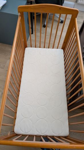 cot