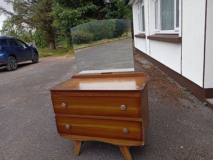Vintage Dressing Table w/mirror