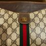 Gucci clutch Image 2