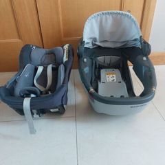 Maxi cosi coral with isofix base
