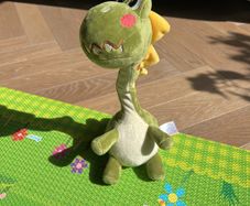 baby singing Dino