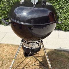 Weber Master-touch charcoal BBQ