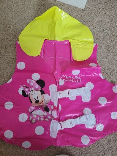 Inflatable Swim Vest