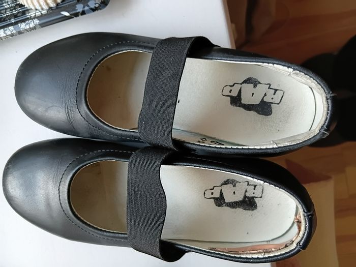 Girls shoes ideal.for school size 30