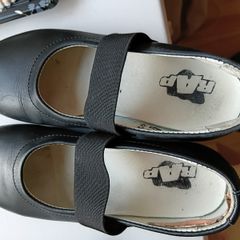 Girls shoes ideal.for school size 30