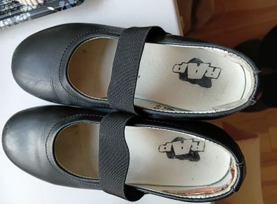 Girls shoes ideal.for school size 30