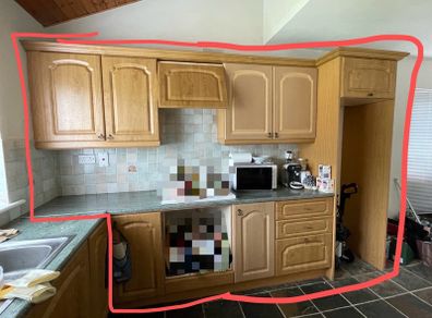 kitchen cabinet