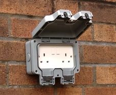 outdoor sockets