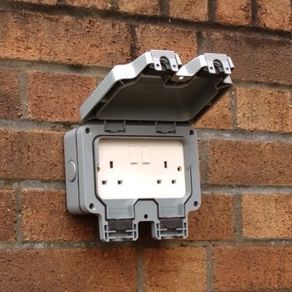 outdoor sockets