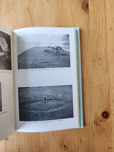 Antiquities Of The Irish Countryside.  By Sean P. Riordain. Hardback With Dustjacket In Good Condition.
