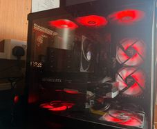 Full 4K Gaming Setup RTX 5070 Ryzen 7 32GB RAM 27 inch 4K 160Hz Monitor