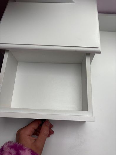 Vanity desk