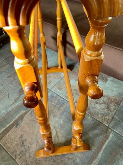 Antique Victorian Style Free Standing Pine Country Wooden Towel Rail Stand Rack
