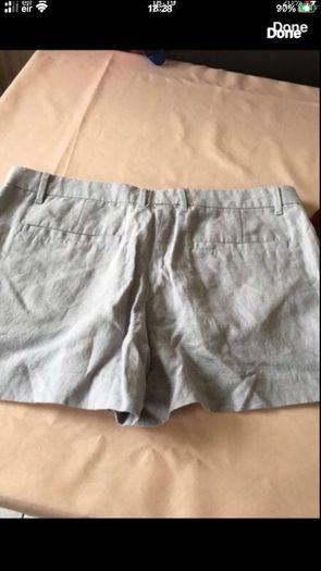 Ladies gap shorts size 12
