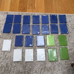 (24) Empty case covers. PS2 Xbox 360 Wii
