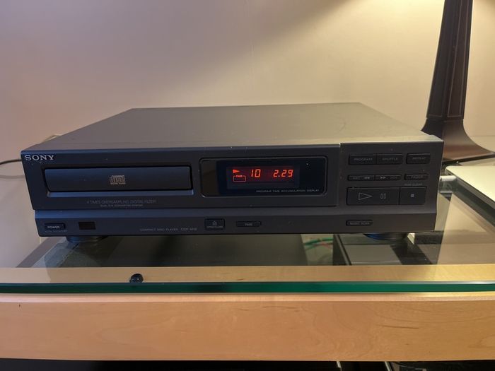 Sony CDP-M18 cd player medium size