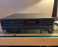 Sony CDP-M18 cd player medium size
