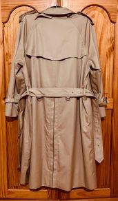 Vintage Burberrys Mens's double-breasted trench coat.