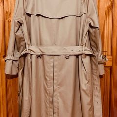 Vintage Burberrys Mens's double-breasted trench coat.