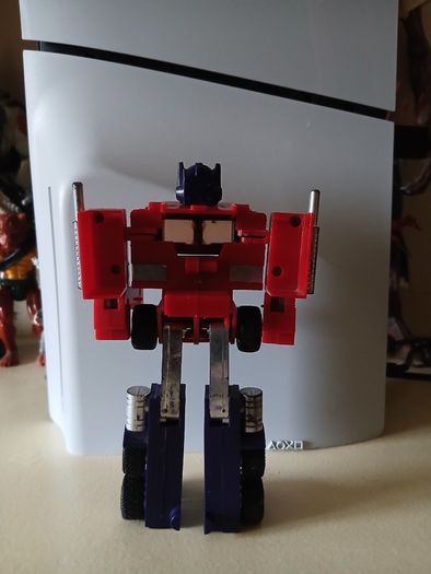 1984 Vintage Optimus Prime