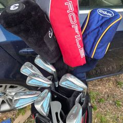 Set of ladies Golf Clubs
