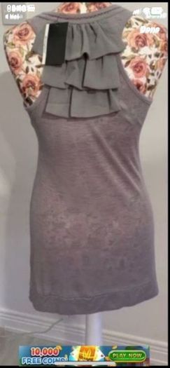 top Bnwt grey top with frill detail
