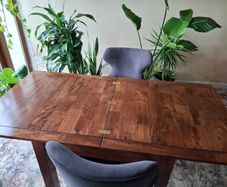 Dining Table (Extendable)
