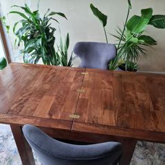 Dining Table (Extendable)
