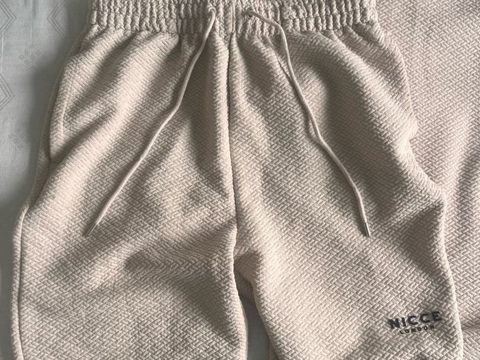 Nicce London set