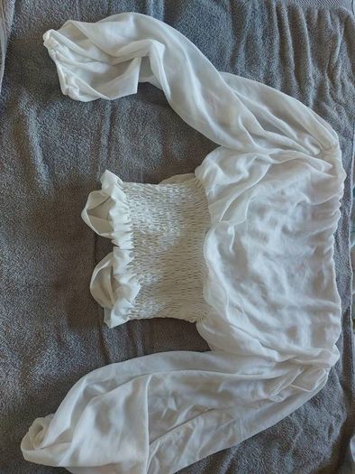 Quiz Cream Rauched Top