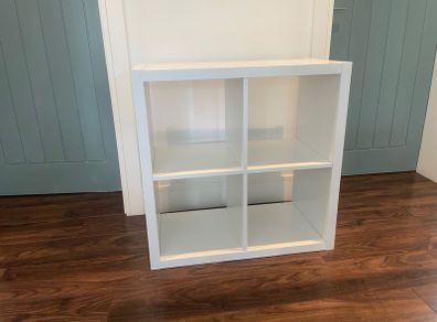 shelving unit
