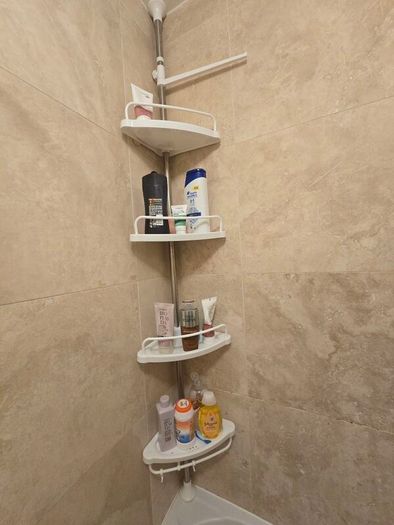 Extendable pole for bathroom/shower with decks