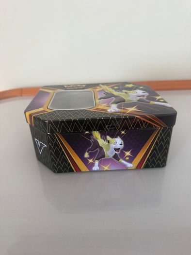 Pokemon tin