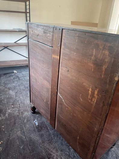 19th Century Mahogany Linen Cupboard / Antique Cabinet