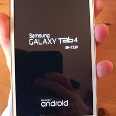 Samsung Tablet 7 Inch LIKE NEW