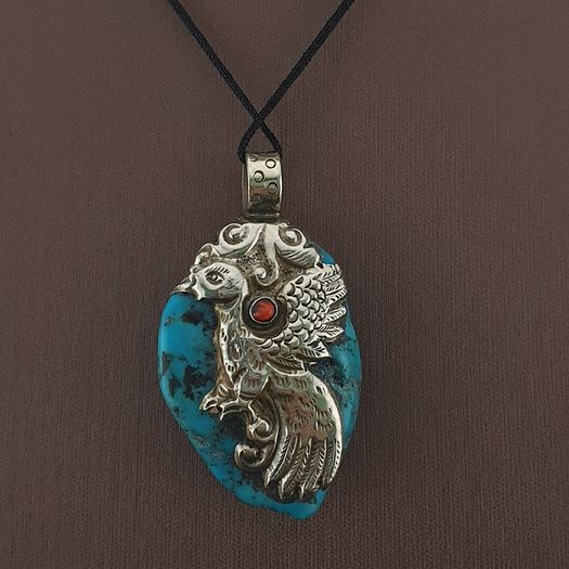 Vintage Arizona Turqouise Silver Bird Desgin Pendant