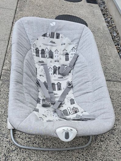 joie bouncer with vibration setting