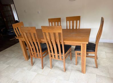 Table & 6 Chairs