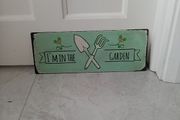 Gardeners sign