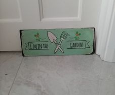 Gardeners sign