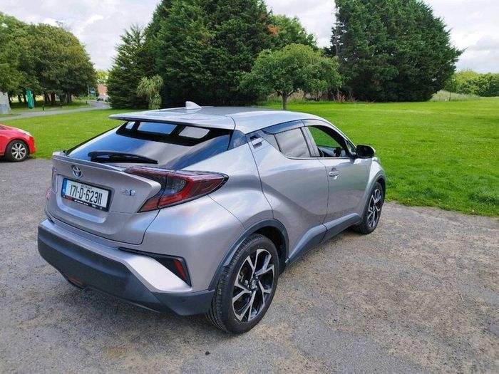 2017 Toyota C-hr 1.8 Hybrid Sol  Top Spec