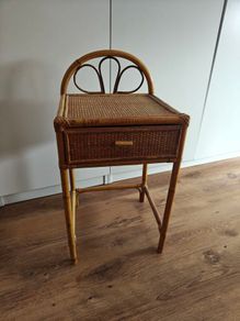 Wicker 70s bedside tables x2