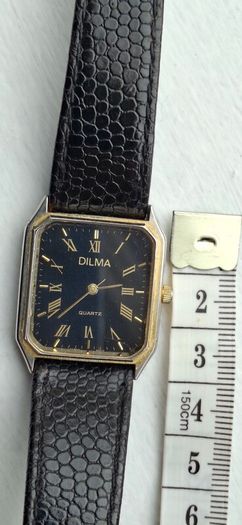80s Quartz Watch Unisex