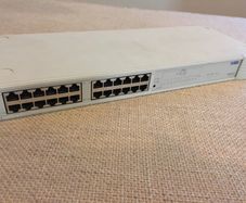 3com 24 port Ethernet hub