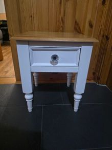 Lamp/side table